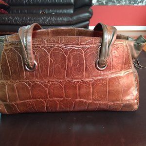 Ladies hand bag